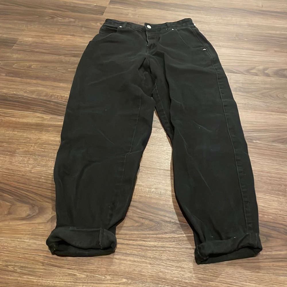 Black baggy jeans